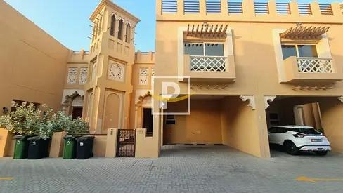 Large 3BR with Family Rm |Maids | PVT Gard in J1