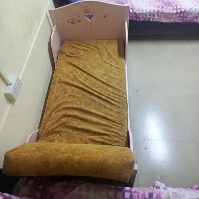 Pink wooden toddler bed / single kids bed with mattress