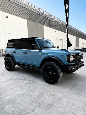 2021 FORD BRONCO photo 1