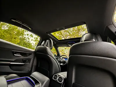 2025 Mercedes-BENZ C-CLASS photo 8