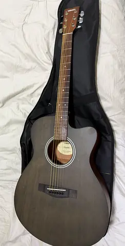Yamaha FS400C Cutaway Acoustic Guitar with Gig Bag - Good Condition