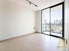 High Floor | Spacious Smart Home | Fitted Kitchen