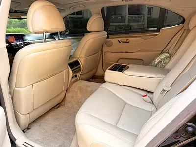 صورة 7 لـ 2014 Lexus LS-SERIES