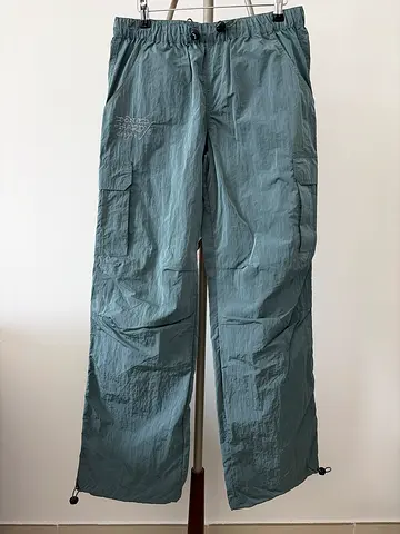 Women’s Lightweight Cargo Pants