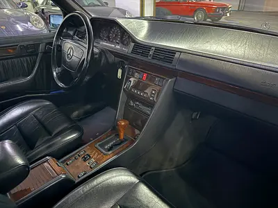 1992 Mercedes-BENZ E-CLASS 照片 18