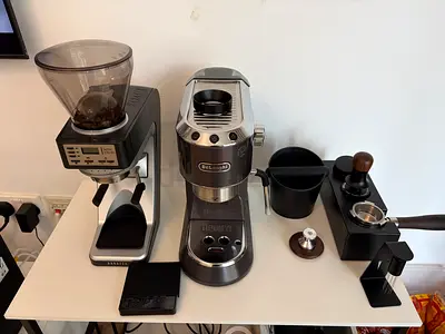 DeLonghi Espresso Machine with Baratza Grinder and Accessories - Good Condition