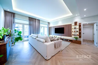 Park View | Fully Upgraded | Exclusive