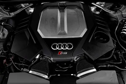 صورة 14 لـ 2021 AUDI RS7