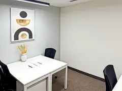 Fully serviced private office space to rent for you and your team in Dubai, Supreme Court Chambers A