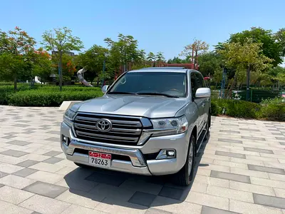 صورة 9 لـ 2017 Toyota LAND CRUISER