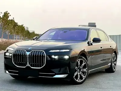BMW 7 Series 735 2025 GCC specs