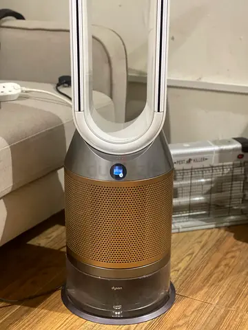 Dyson humidifier air purifier. Perfect condition for sell. PH 04