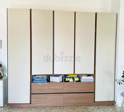 Modern 5-Door Wardrobe with Drawers and Open Shelves - Beige and Brown Wood