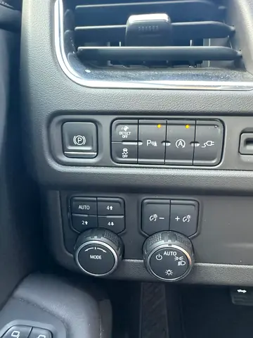 2022 Chevrolet TAHOE 照片 12