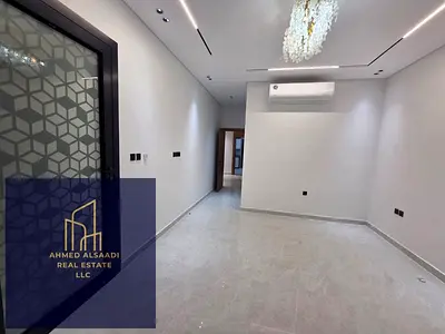 خمس غرف تاون هاوس