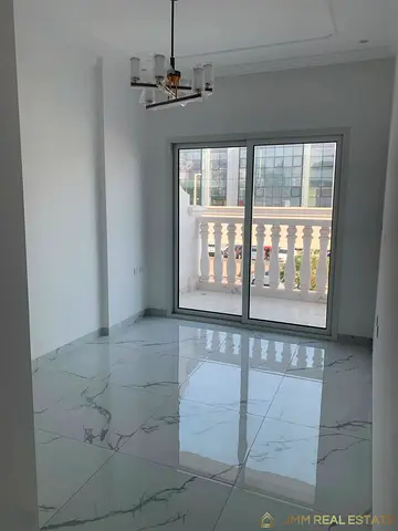 Ready to Move | Good Location | Fitted Kitchen