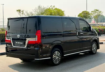 صورة 5 لـ 2023 Toyota GRANVIA