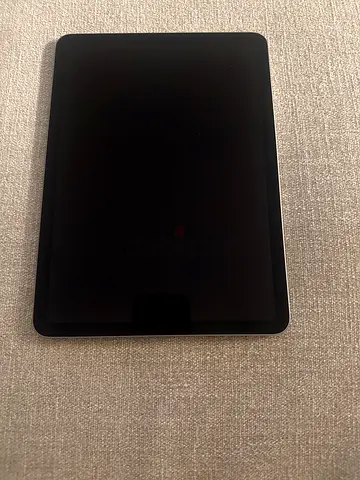 Apple iPad (Space Gray) - Good Condition, Wi‑Fi + Cellular