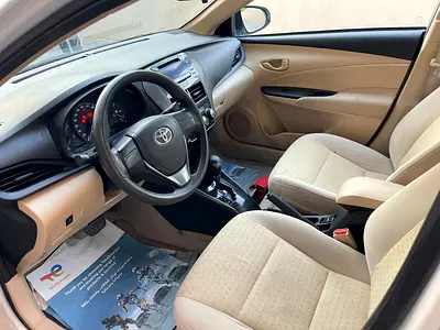 2022 Toyota YARIS 照片 7