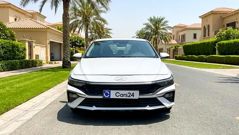 2025 Hyundai ELANTRA 照片 2