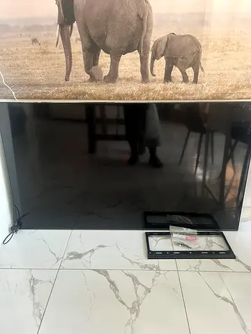55-inch LED SMART TV with wall mount (used, good condition)