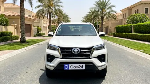 2023 Toyota FORTUNER 照片 2