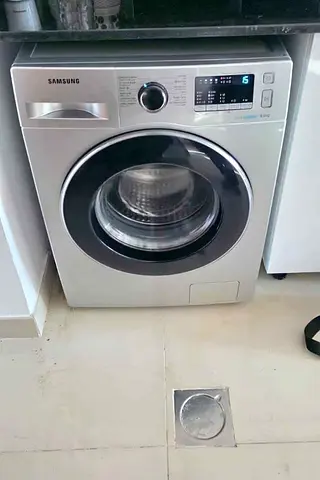 Samsung 8kg Ecobubbl washing machine Available good condition