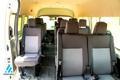 2020 Toyota HIACE 照片 15