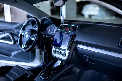 صورة 9 لـ 2014 Volkswagen SCIROCCO