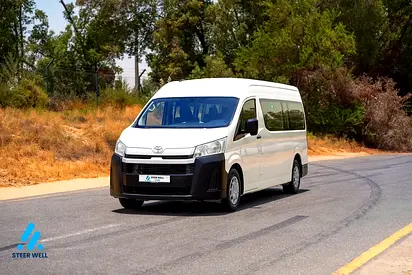 Toyota Hiace GL H300 2020 Manual 13-Seater Passenger Van | GCC Specs