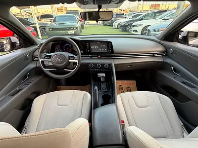 2022 Hyundai ELANTRA — миниатюра 13