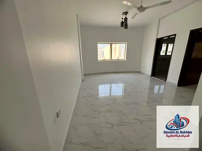Brand-new 1-bedroom apartment with built-in wardrobes, large living room, excellent kitchen, modern bathroom, panoramic finishes, cheque deposit, prim