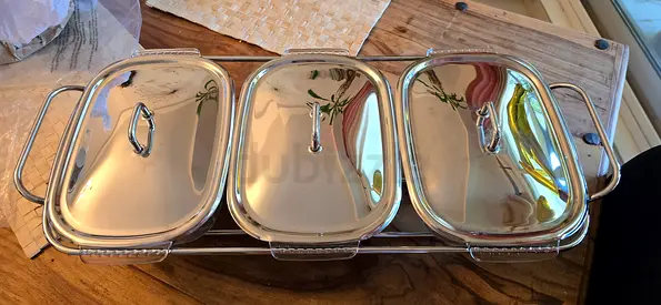 Food Warmer Set – Pyrex Glass Dishes with Stand & Lids
