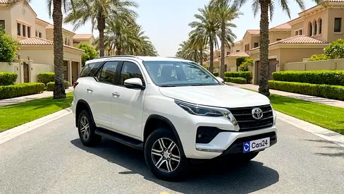 AED 1,550/month | 0 Downpayment | Free 3 Months Warranty | 30 Day Return | TOYOTA FORTUNER 2023