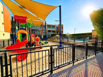 Gated Community ! Lavish 2bhk ! Free Parking