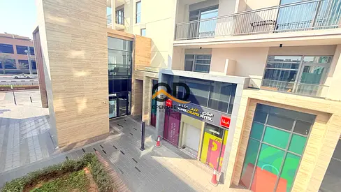 استوديو فاخر أكبر مع شرفة جاهز لنقل الموقع الرئيسي