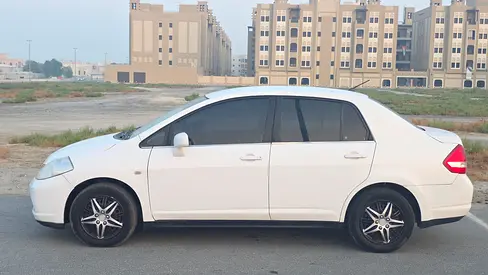 صورة 16 لـ 2007 Nissan TIIDA