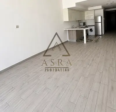 استوديو بمخطط مفتوح | Shamal Residences 2 | الوصول إلى الشرفة والمسبح