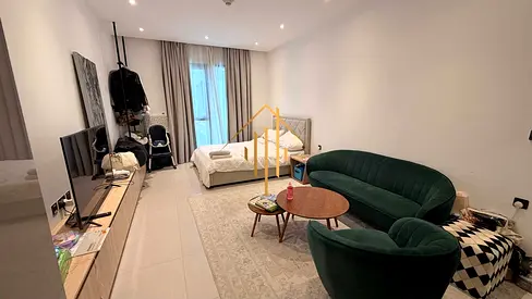 Fully Furnished Studio Large Layout