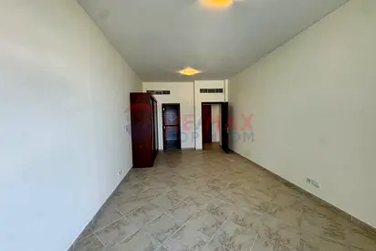 SPACIOUS - PRIME LOCATION - READY