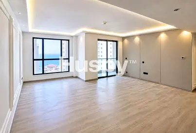 Vacant | Partial Sea View | Upgraded