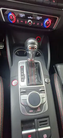 صورة 4 لـ 2016 AUDI S3