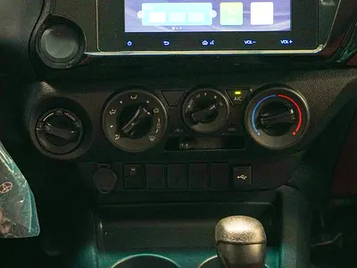2026 Toyota HILUX 照片 11