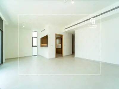 Real Unit | Near Park | Mid Elevated