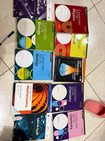 Collection of Cambridge IGCSE Science & Maths books and collection of AP american books