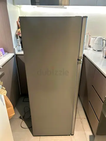 Nikai Slim Silver Top-Freezer Refrigerator - brand new bought on Amazon but too small for my apartme