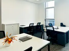 Move into ready-to-use open office space for rent for 15 persons in AJMAN, Corniche Sharjah