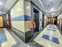 10 Days Free Spacious 1bhk apartment Close to sahara mall full family building