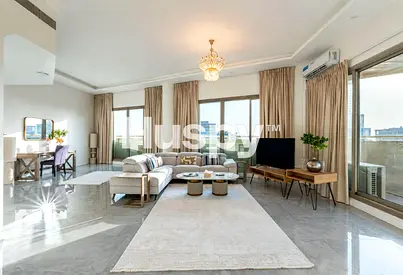 Penthouse | Vacant | Private Pool