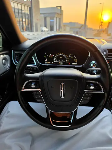 2017 Lincoln CONTINENTAL — фото 15